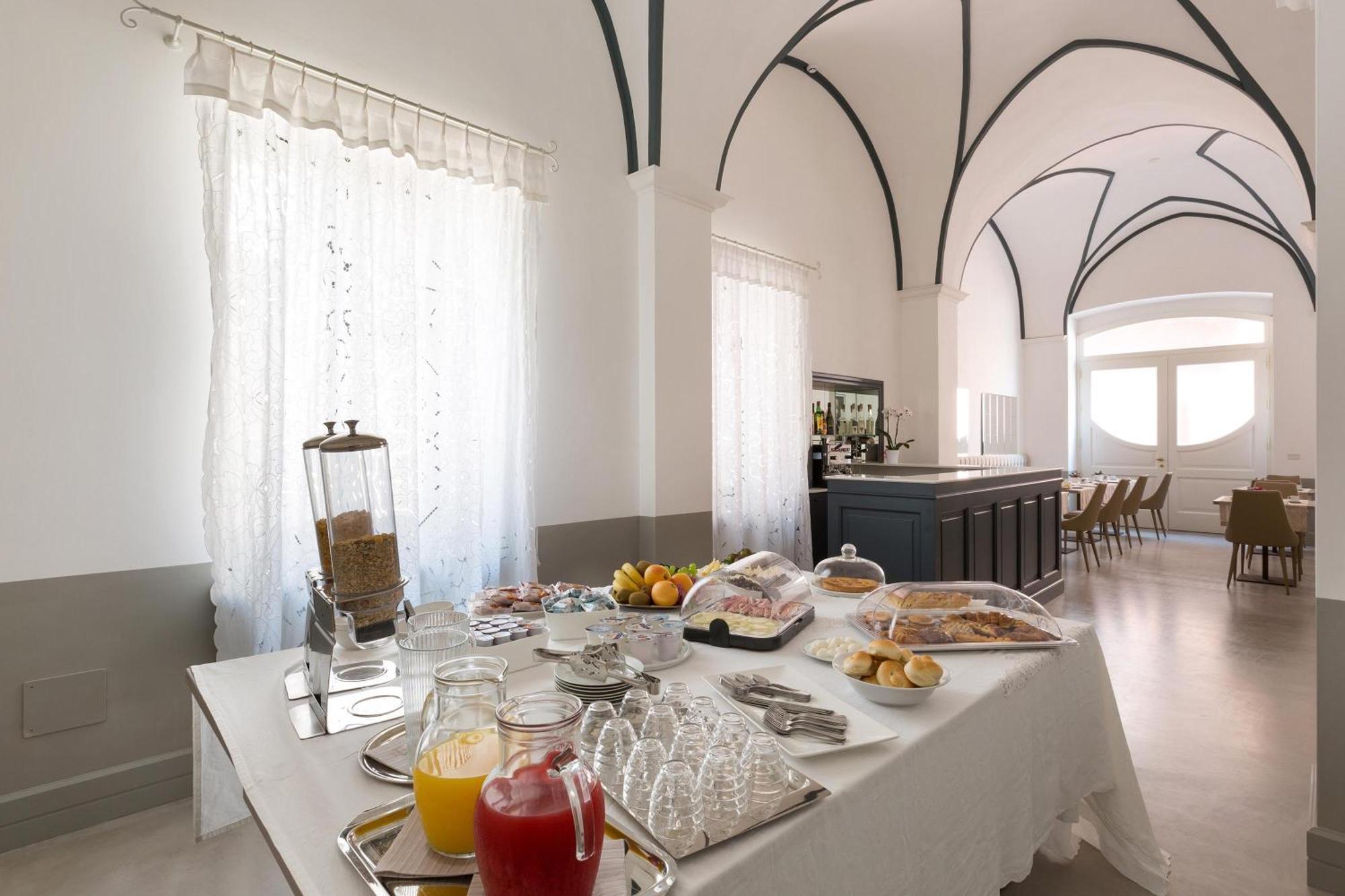 Bed and Breakfast Palazzo Fasti Казарано Екстер'єр фото